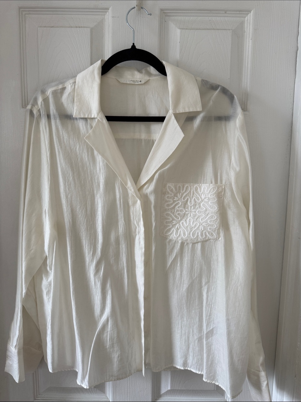 Zara White Embroidered Pocket Button-Up Blouse